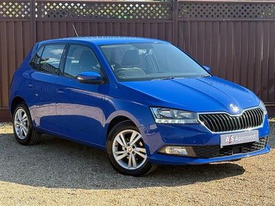 Used Skoda Fabia SE 60 HP (44 kW) 2020 Energy blue Hatchback