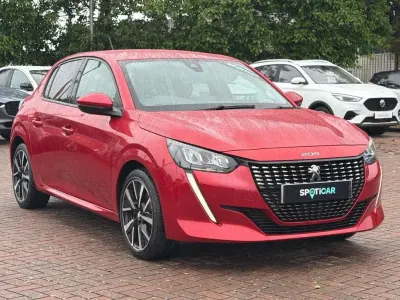 Used Peugeot 208 Allure 101 HP (74 kW) 2020 Red Hatchback