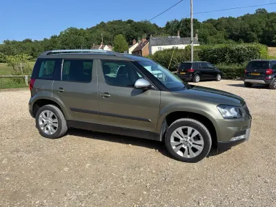 Used Skoda Yeti Drive 110 HP (80 kW) 2017 Green SUV