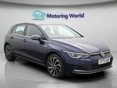 Used VW Golf VIII Style 130 HP (95 kW) 2023 Blue Hatchback