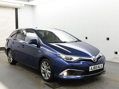 Blue Used 2016 Toyota Auris Hybrid Estate | £8,799 (Fair price)