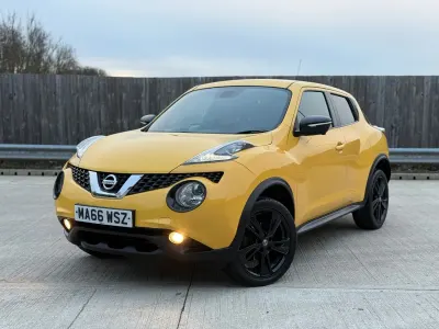 Used Nissan Juke Tekna 110 HP (80 kW) 2016 Yellow SUV