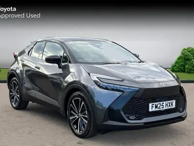 Gebraucht Toyota C-HR 140 PS (102 kW) 2025 Grau SUV