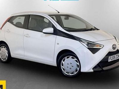 Used Toyota Aygo X-play 72 HP (52 kW) 2020 Hatchback