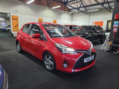 Red Used 2016 Toyota Yaris Hybrid Hatchback | £10,250 (Expensive)