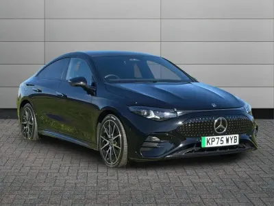 Usado Mercedes CLA 250+ AMG line 200 kW (272 HP) 2025 Preto Sedan