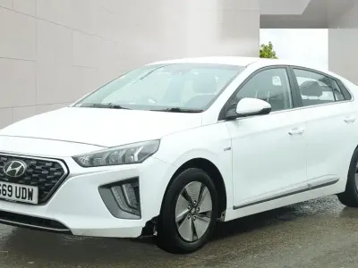 Used Hyundai Ioniq Premium 141 HP (103 kW) 2020 White Hatchback