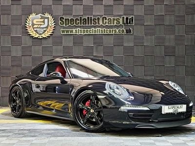 Porsche 911 Carrera 4