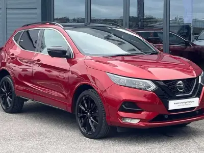 Used Nissan Qashqai N-TEC 138 HP (101 kW) 2020 Red SUV