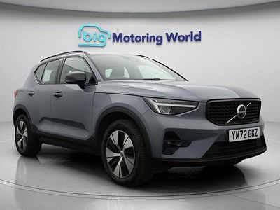 Begagnad Volvo XC40 Plus 211 HK (155 kW) 2023 Grå SUV