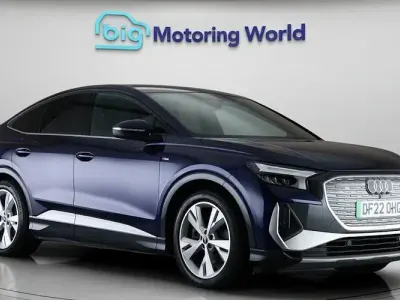 Begagnad Audi Q4 Sportback e-tron S-Line 219 kW (299 HK) 2022 Blå SUV