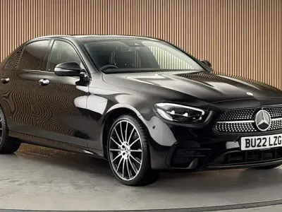 Used Mercedes E400 AMG line 330 HP (242 kW) 2022 Obsidian black Sedan
