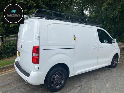 Used Vauxhall Vivaro Sportive 120 HP (88 kW) 2020 White MPV