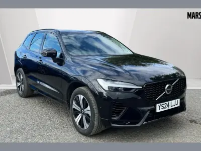 Second-hand Volvo XC60 Plus 350 CP (257 kW) 2024 Negru SUV
