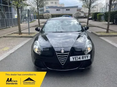 Begagnad Alfa Romeo Giulietta Progression 170 HK (125 kW) 2014 Svart Halvkombi