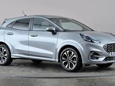 Używany Ford Puma ST-Line 125 KM (91 kW) 2024 Srebrny SUV