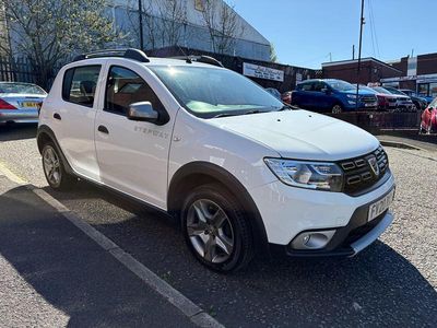 Używany Dacia Sandero Essentiel 2020 Biały Hatchback