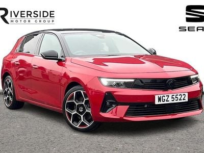 Used Vauxhall Astra GS Line 180 HP (132 kW) 2022 Crimson red Hatchback