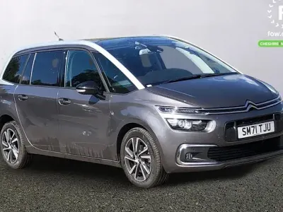 Używany Citroën C4 SpaceTourer Shine 131 KM (96 kW) 2022 Minivan