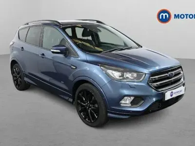 Usado Ford Kuga ST-Line X 179 HP (131 kW) 2018 Azul SUV