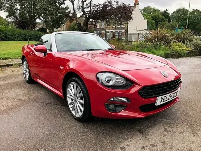 Used Fiat 124 Spider Lusso 180 HP (132 kW) 2016 Red Cabriolet