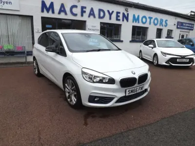 Used BMW 218 Sport Line 150 HP (110 kW) 2016 White Hatchback