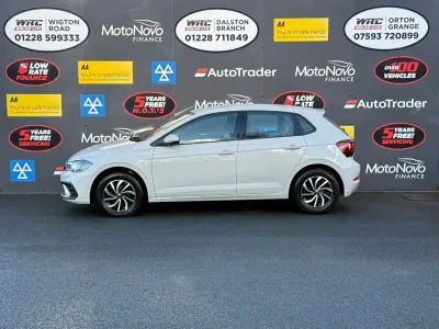 Używany VW Polo S 80 KM (58 kW) 2023 Szary Hatchback
