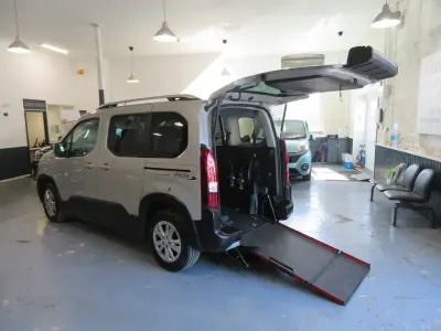Used Peugeot Rifter Allure 2019 Beige MPV