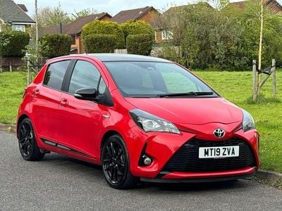 Used Toyota Yaris Hybrid Sport 2019 Red/black Hatchback