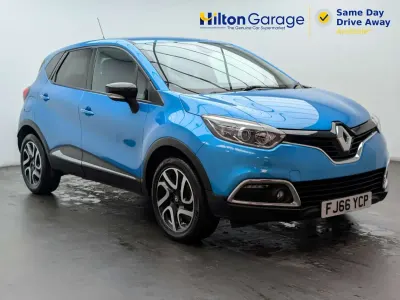 Begagnad Renault Captur Dynamique 90 HK (66 kW) 2016 Blå SUV