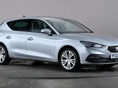 Used Seat Leon SE Dynamic 110 HP (80 kW) 2022 Silver Hatchback