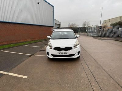 White Used 2013 Kia Carens MPV | £1,599