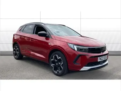Begagnad Vauxhall Grandland X Ultimate 130 HK (95 kW) 2022 Röd SUV