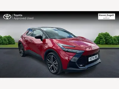 Used Toyota C-HR 2024 Red/black SUV