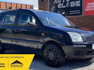 Usado Ford Fusion 2004 Negro Utilitario