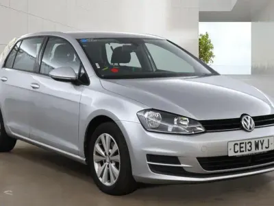 Used VW Golf VII SE 122 HP (89 kW) 2013 Silver Hatchback