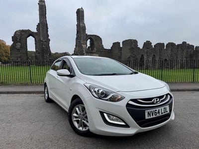 White Used 2015 Hyundai i30 Active Hatchback | £3,499 (Fair price)