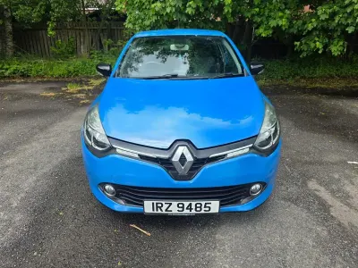 Używany Renault Clio IV Dynamique 90 KM (66 kW) 2015 Niebieski Hatchback