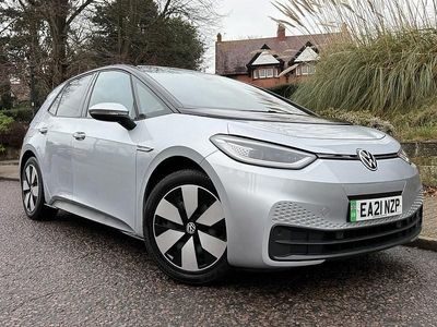 Usado VW ID.3 Pro Performance 150 kW (204 CV) 2021 Plateado Utilitario