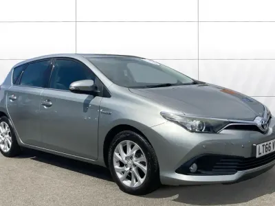 Used Toyota Auris Hybrid Business Edition 136 HP (100 kW) 2016 Grey Hatchback