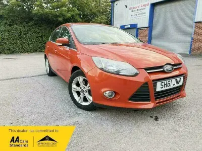 Used Ford Focus Zetec 2012 Red Hatchback