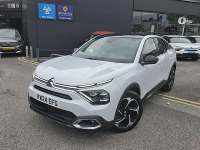 Używany Citroën C4 134 KM (98 kW) 2024 Biały SUV