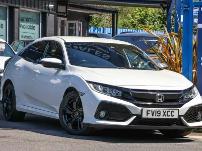 Used Honda Civic SR 120 HP (88 kW) 2019 White Hatchback