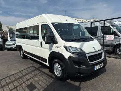 Used Peugeot Boxer 130 HP (95 kW) 2019 White Van