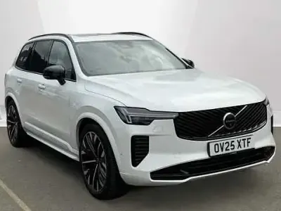 Used Volvo XC90 Ultra 247 HP (181 kW) 2025 White SUV