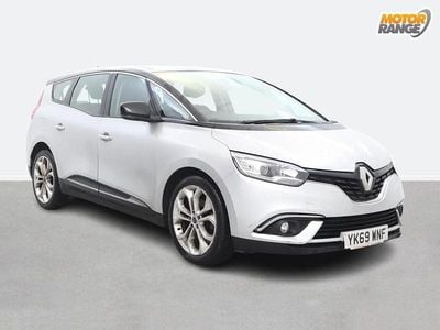 Silver/black Used 2019 Renault Grand Scénic IV Play MPV | £11,895 (Fair price)