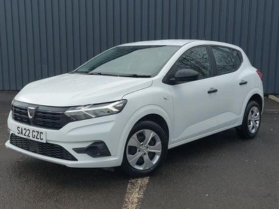 Used Dacia Sandero Essentiel 67 HP (49 kW) 2022 White Hatchback