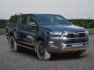 Used Toyota HiLux 204 HP (150 kW) 2025 Grey Pickup