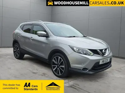 Used Nissan Qashqai Tekna 2014 Silver SUV