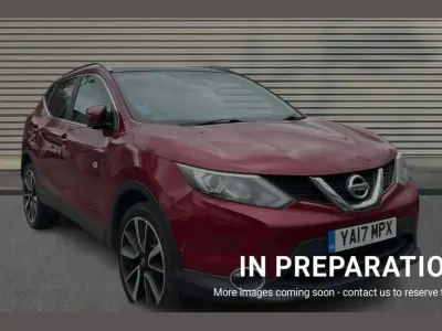 Second-hand Nissan Qashqai Tekna 115 CP (84 kW) 2017 Roșu SUV